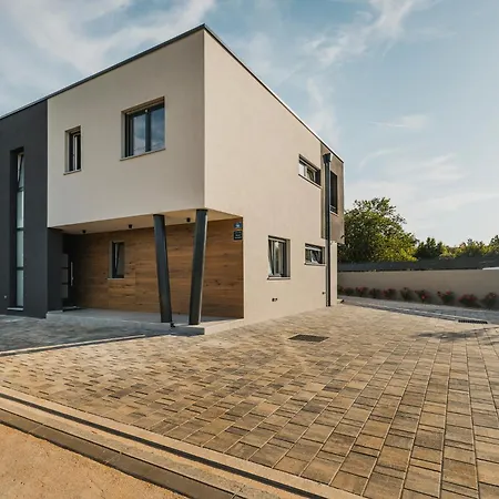 Carpe Diem Apartment